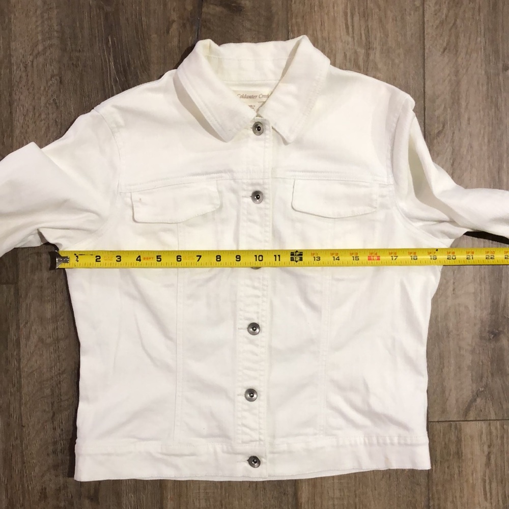 COLDWATER CREEK - FLORIDA Embroidered White Denim Jean Jacket w/Stretch - Picture 9 of 10